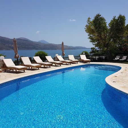 Lazaratos Hotel Kouvalata 외부 사진